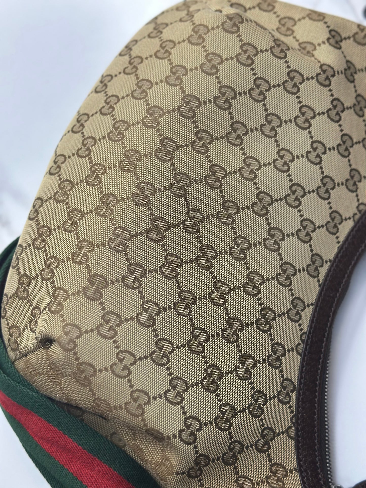 Pre-owned Gucci GG Canvas web medium hobo crossbody