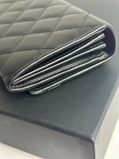 Pre-owned Chanel Cambon black quilted lambskin wallet