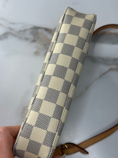 Pre-owned Louis Vuitton Damier Azur pochette accessories shoulder bag