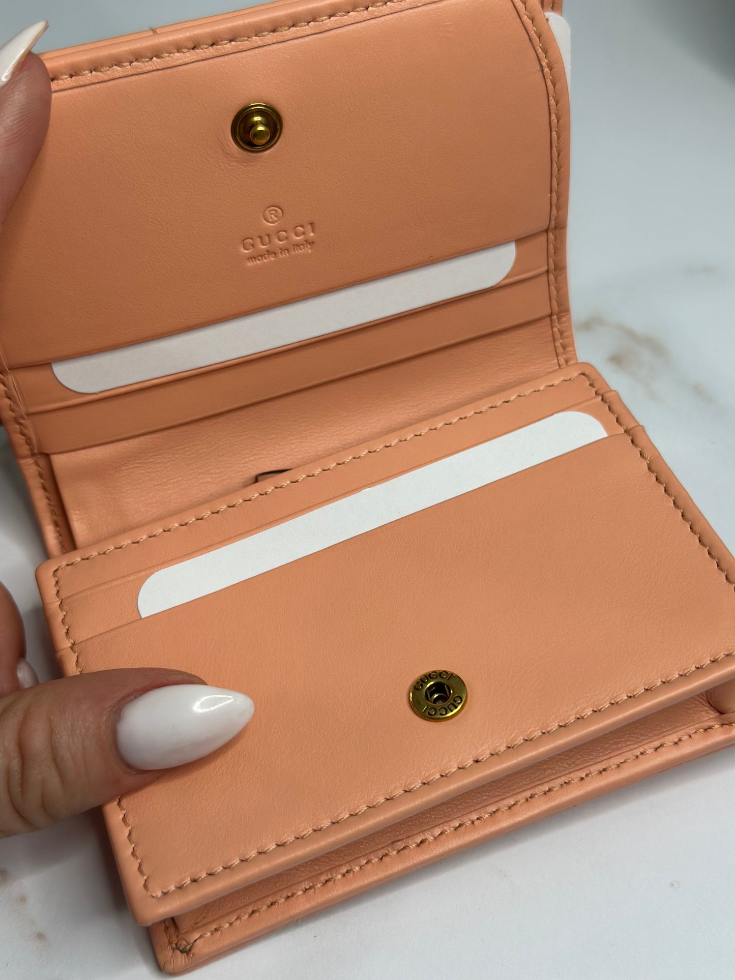 Pre-owned Gucci GG coral matalasse leather compact wallet