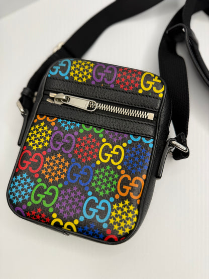 Pre-owned Gucci GG Psychedelic shoulder bag, a compact canvas crossbody
