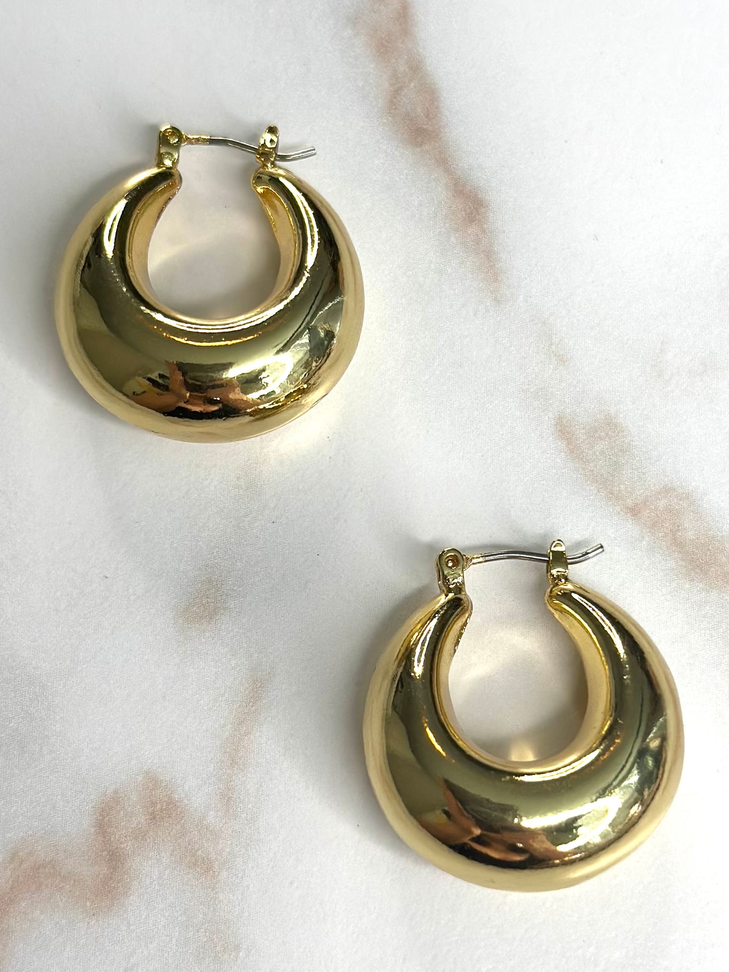 Melinda hoops