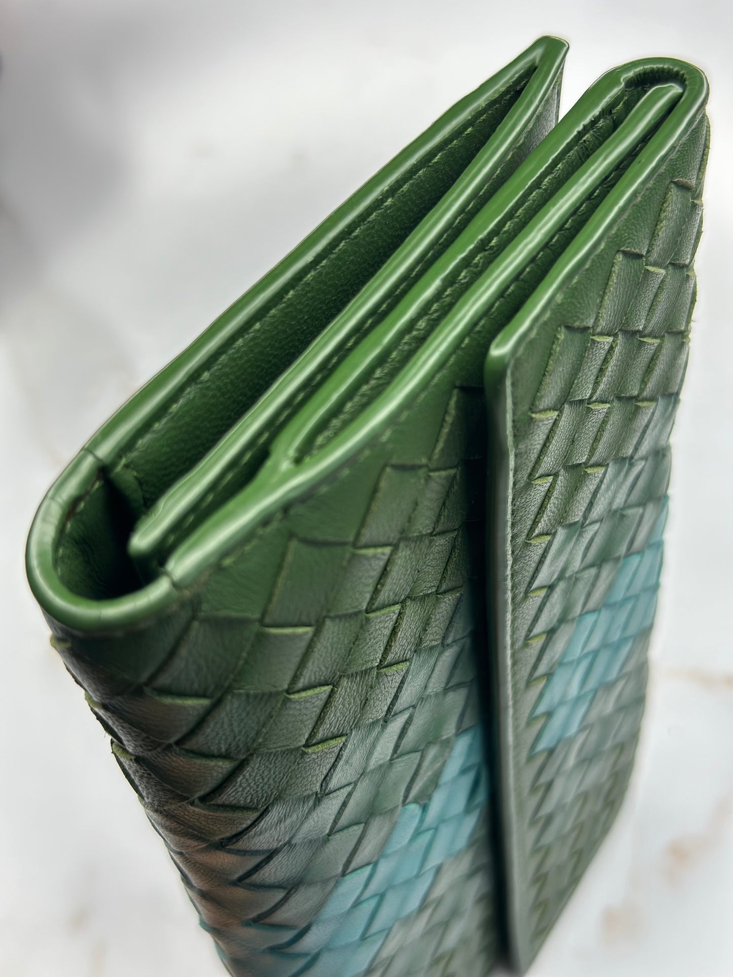 Pre-owned Bottega Veneta rare green and turquoise colorwave Intrecciato woven leather long wallet