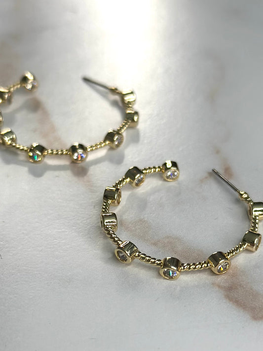 Cecilia GLD Hoops