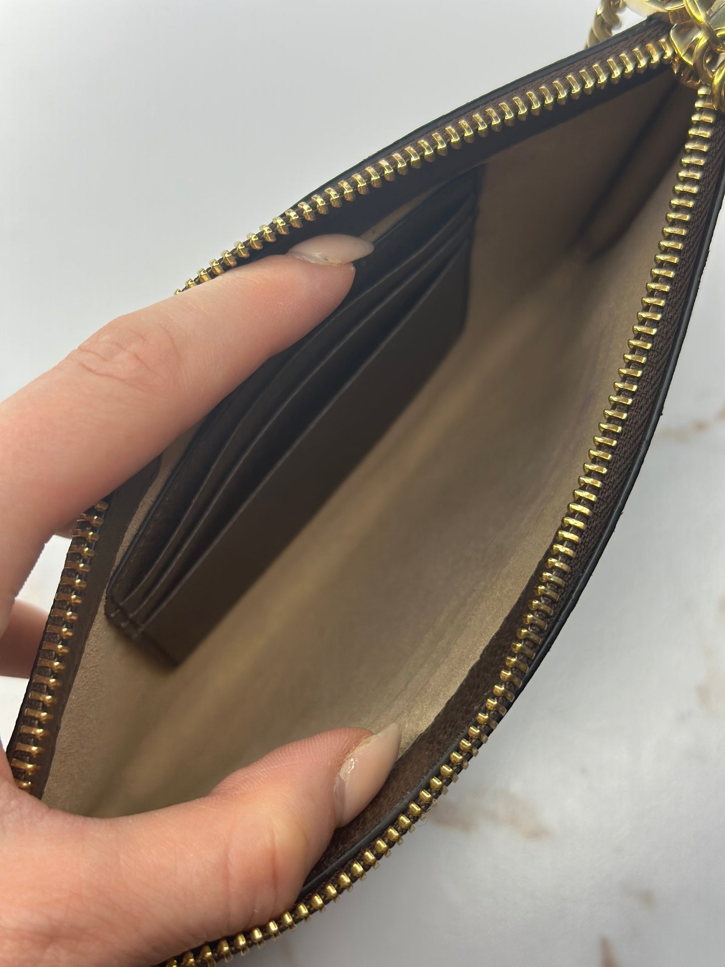 Pre-owned Gucci GG canvas Double G Strawberry Wrist Wallet