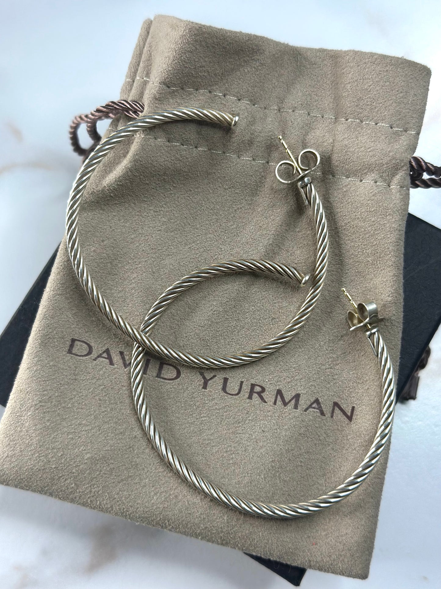 Pre-owned David Yurman Silver Hoops