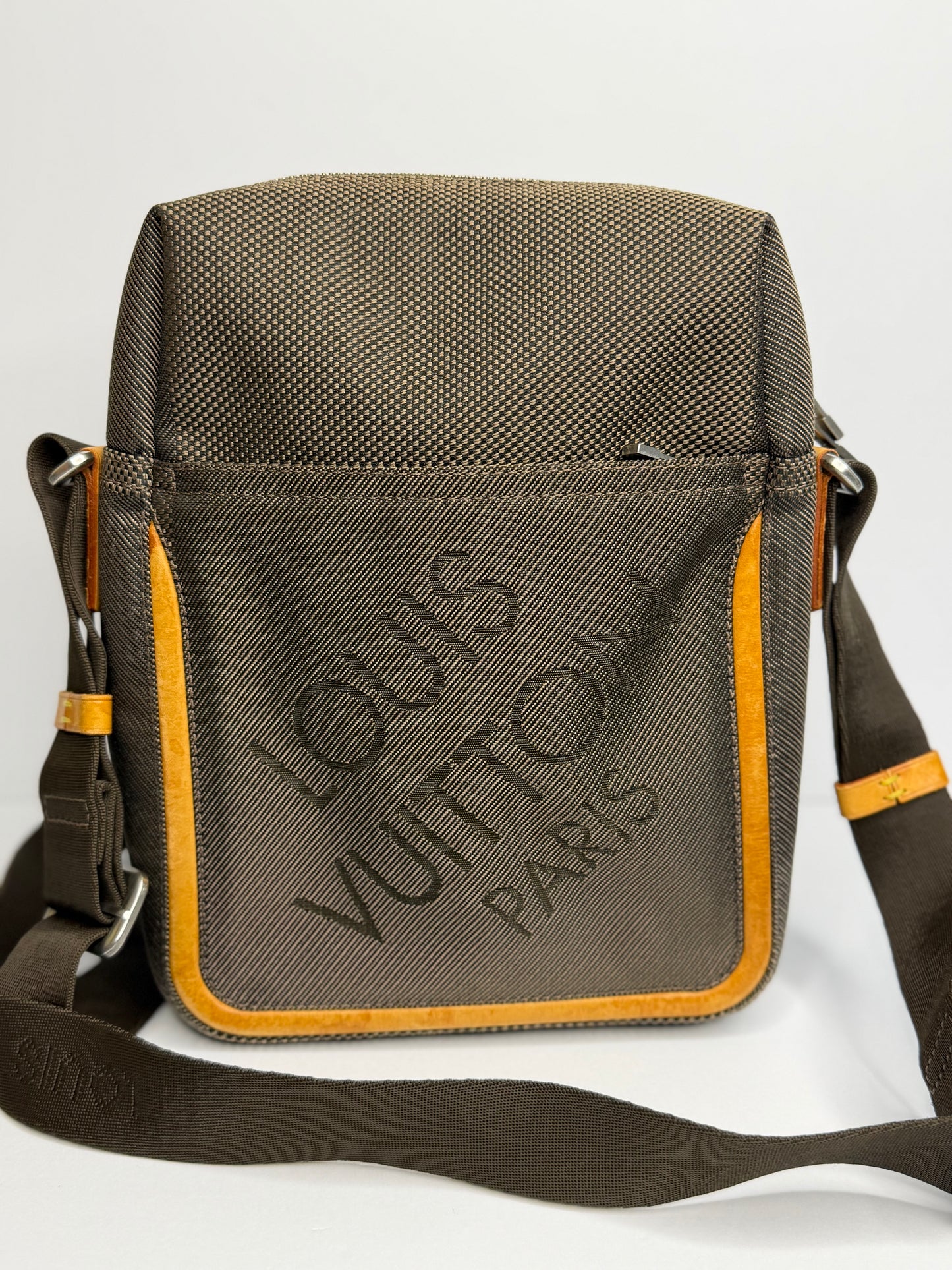 Pre-owned Louis Vuitton Canvas Citadin messenger Crossbody
