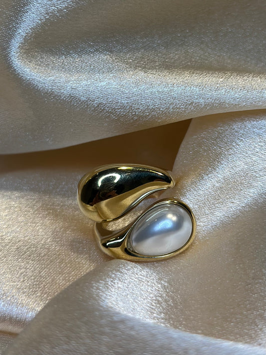 Pearl Drop Ring