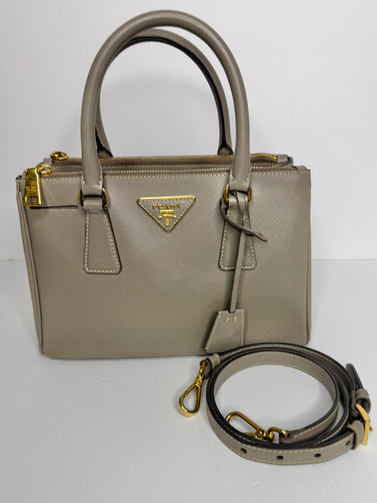 Pre-owned Prada Saffiano leather small two way tote