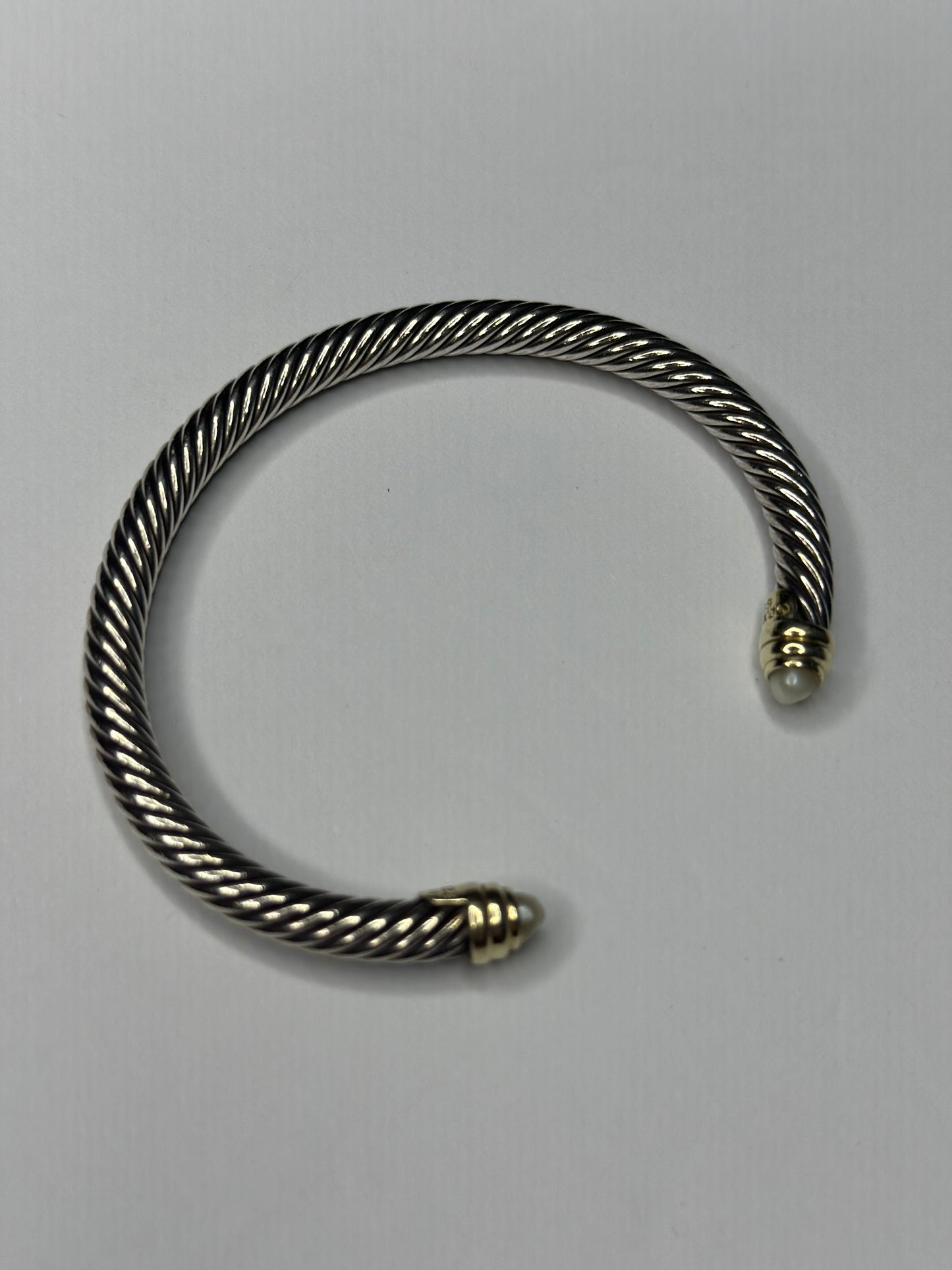 Pre-owned David Yurman Cable Classics bracelet made of sterling silver and 14k gold with pearl accents