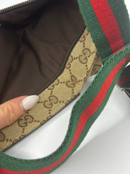 Pre-owned Gucci Gucci
GG Canvas Double Pocket Belt Bag