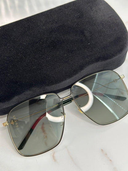 Pre-owned Gucci logo oversized sunglasses