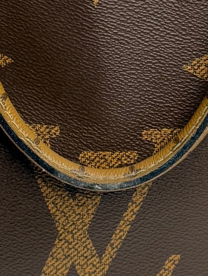 Pre-owned Louis Vuitton giant monogram on the go GM tote