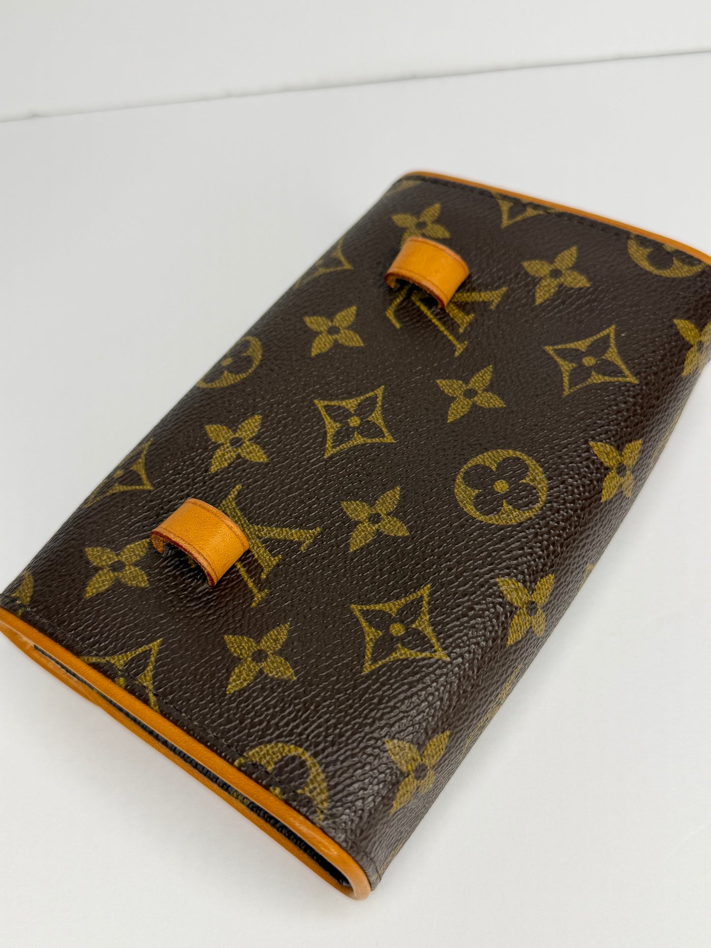 Pre-owned Louis Vuitton monogram canvas Florentine belt bag XS