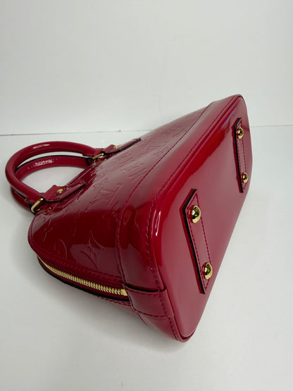 Pre-owned Louis Vuitton Vernis Alma BB Rose Indien Crossbody