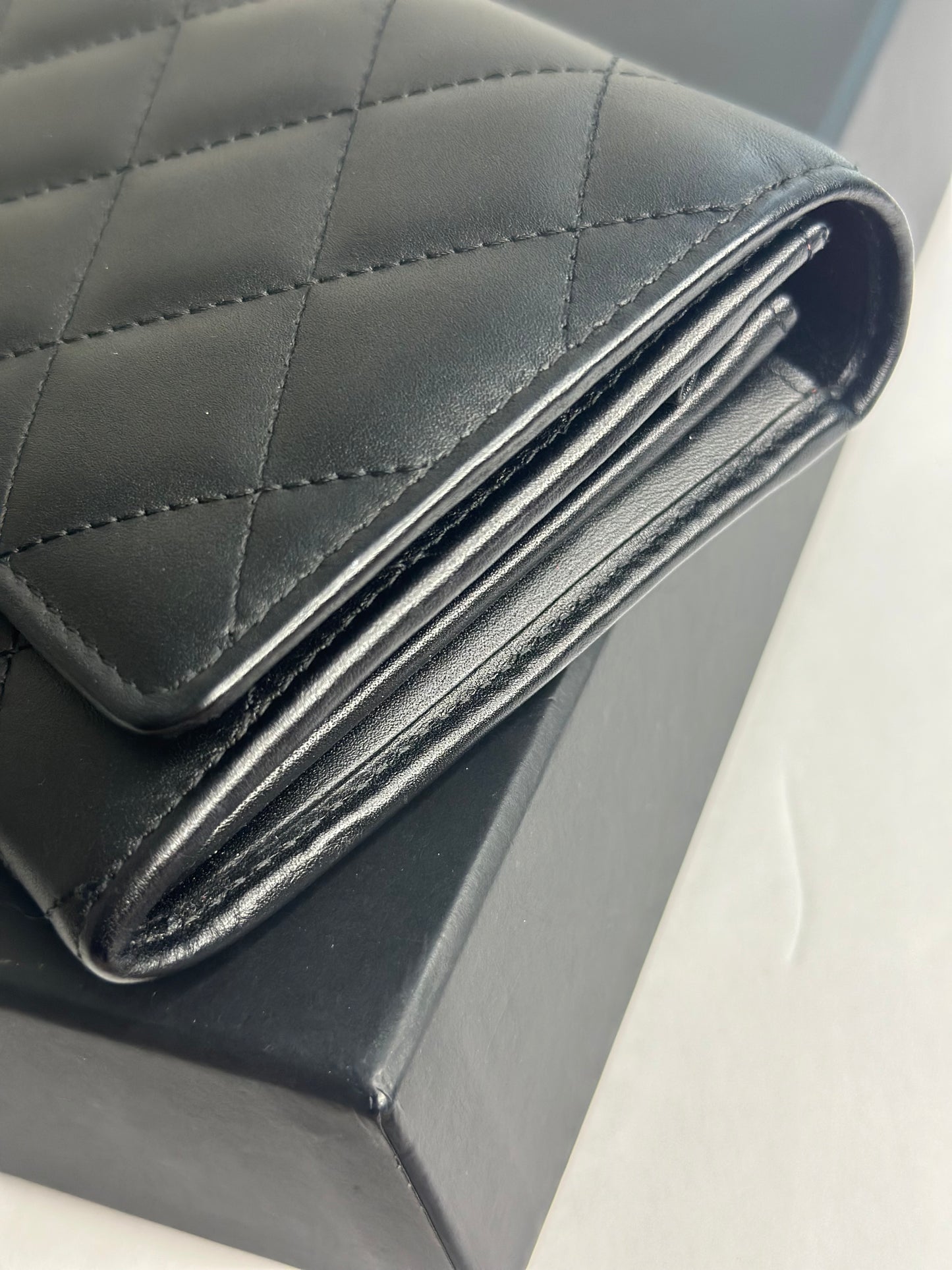 Pre-owned Chanel Cambon black quilted lambskin wallet